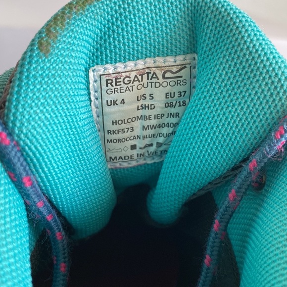 Regatta Holcombe IEP Junior Waterproof Walking Boots size 5 no box - Picture 10 of 13